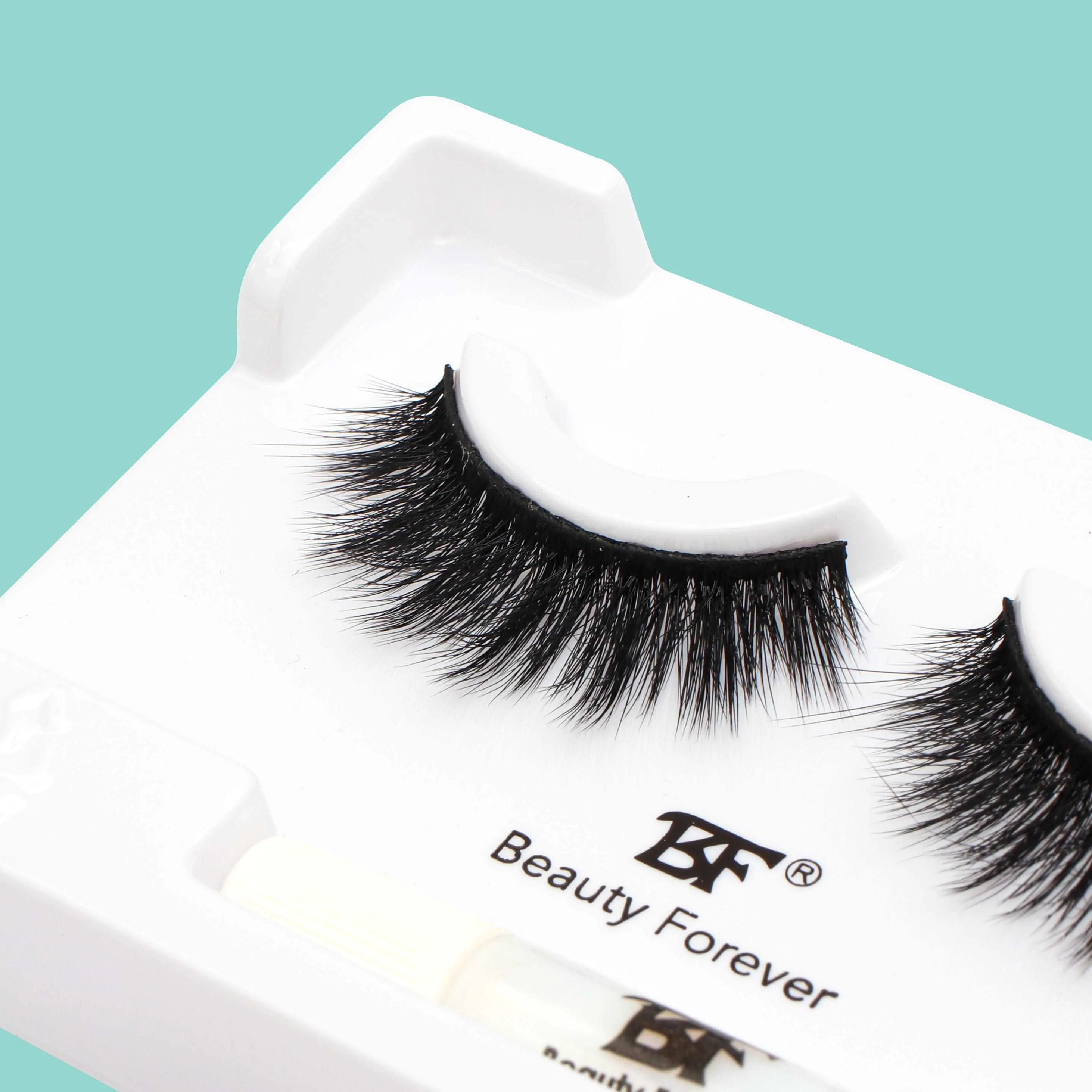 Faux Silken Effect 3D Eyelashes-Greenwich Glamour Girl  No.916 (Natural Fluttery Effect)